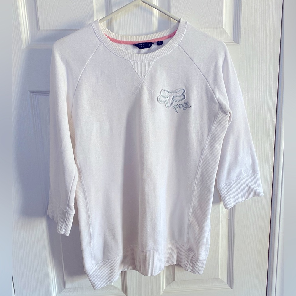 Fox white sweatshirt with 3/4 sleeves